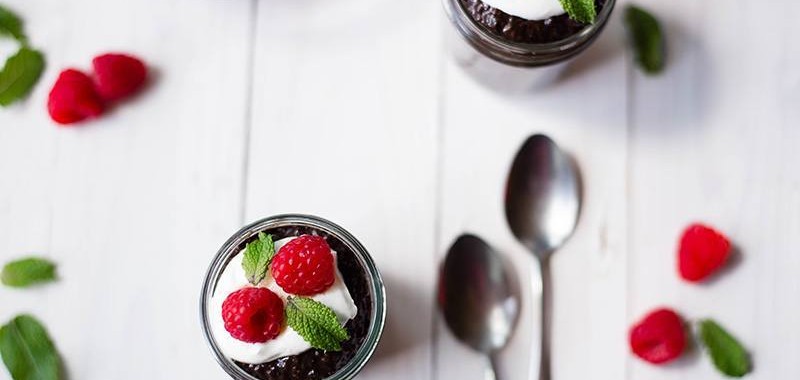 Chocolate Chia Pudding with Raspberries